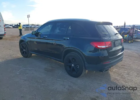 2018 Mercedes-Benz Glc 300 from USA, damaged, VIN WDC0G4JB0JV061933